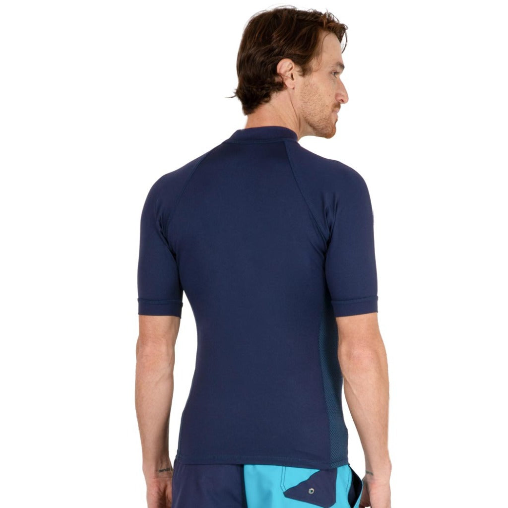 playera uv para nadar hombre con filtro solar certificada con UPF50+ tipo rashguard caballero fullsand con protector solar